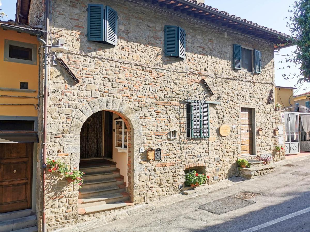 Casa Velia Apartment Uzzano