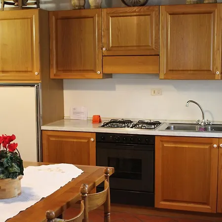 Appartamento Casa Velia Uzzano Esterno foto